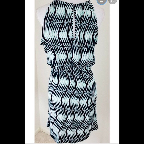Banana Republic - Chic Summer Dress - Picture 1 of 4